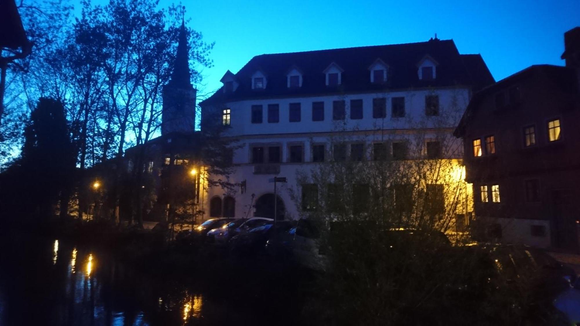 Haus Zum Kleinen Helm Daire Erfurt Dış mekan fotoğraf
