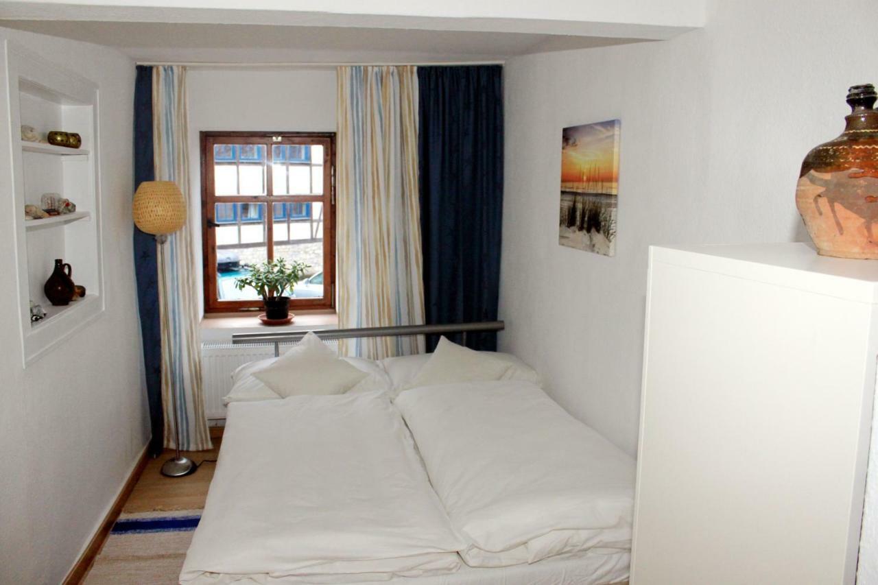 Haus Zum Kleinen Helm Daire Erfurt Dış mekan fotoğraf