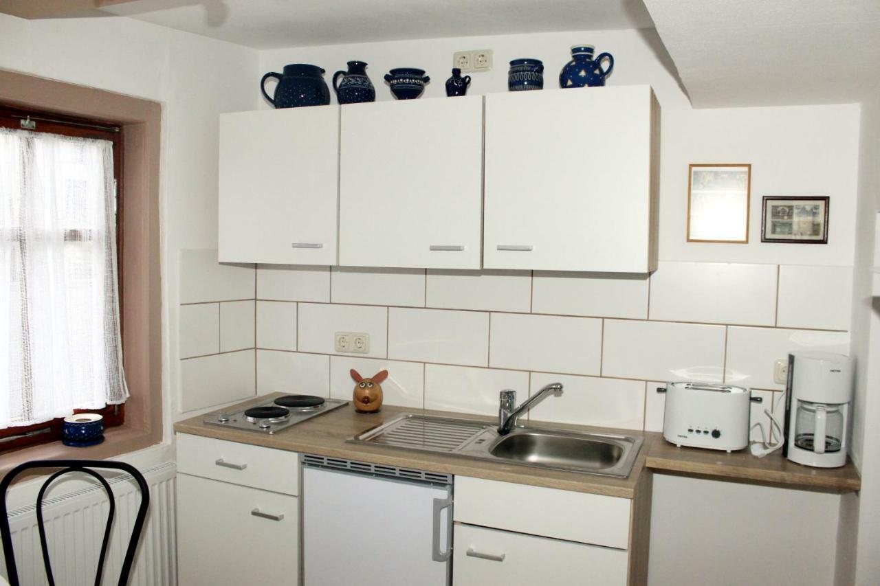 Haus Zum Kleinen Helm Daire Erfurt Dış mekan fotoğraf